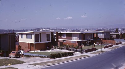 proyecto 3 1 Single-family housing development with diverse home designs in a suburban neighborhood
